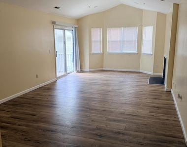 343 Ventnor Court - Photo Thumbnail 11
