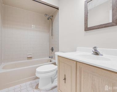 5101 Stonehedge Road - Photo Thumbnail 23
