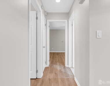 5101 Stonehedge Road - Photo Thumbnail 20