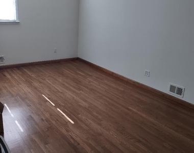 204 Marlin Drive - Photo Thumbnail 1
