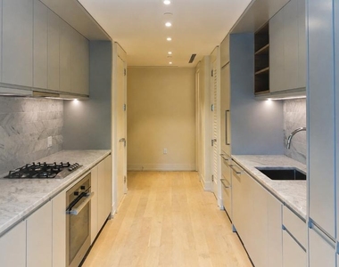 550 Vanderbilt Avenue - Photo Thumbnail 9
