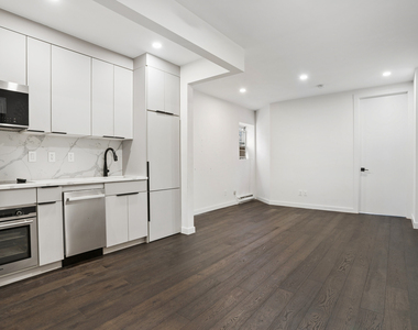 231 Sullivan Street - Photo Thumbnail 7