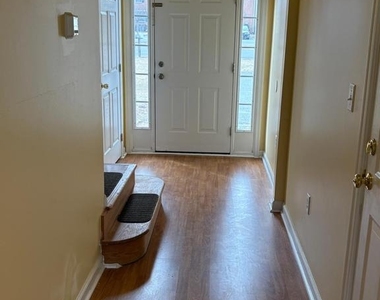 60 Santa Fe Court - Photo Thumbnail 12