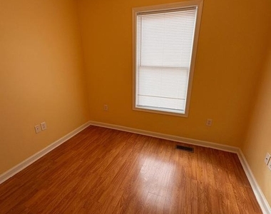 60 Santa Fe Court - Photo Thumbnail 11
