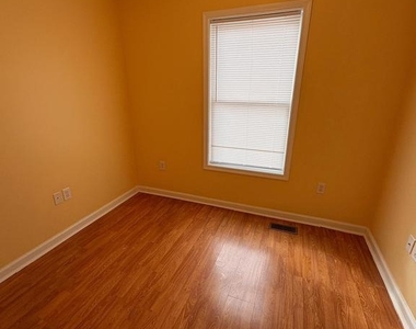 58 Santa Fe Court - Photo Thumbnail 11