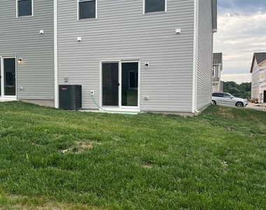 27 Cramsford St - Photo Thumbnail 11