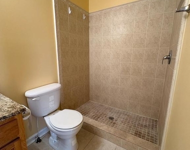 47 Santa Fe Court - Photo Thumbnail 7