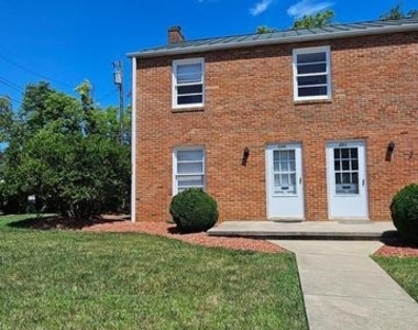 220 E Whitlock Avenue - Photo Thumbnail 13