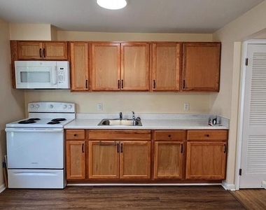 220 E Whitlock Avenue - Photo Thumbnail 1