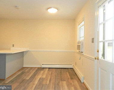 300 Claiborne Avenue - Photo Thumbnail 8