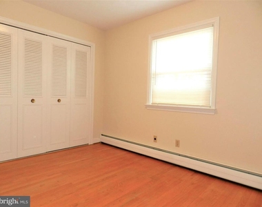300 Claiborne Avenue - Photo Thumbnail 12