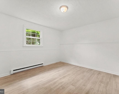2125 Minnear Street - Photo Thumbnail 23