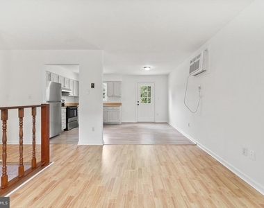 2125 Minnear Street - Photo Thumbnail 11