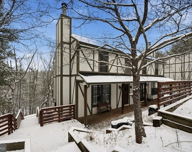 475 King St A - Photo Thumbnail 1
