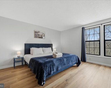 475 King St A - Photo Thumbnail 22