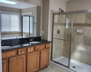 6161 Popes Creek Place - Photo Thumbnail 14