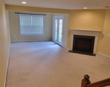 6161 Popes Creek Place - Photo Thumbnail 18