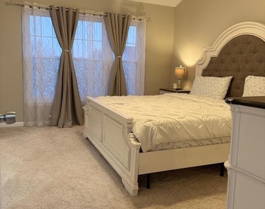 16922 Point Pleasant Lane - Photo Thumbnail 6