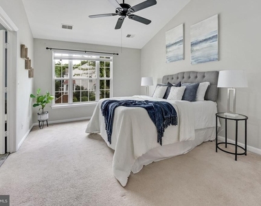 4888 Ebb Tide Court - Photo Thumbnail 1