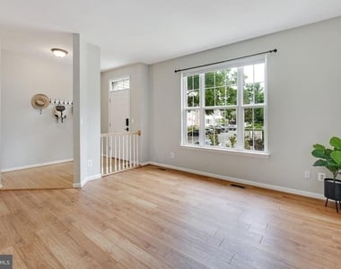 4888 Ebb Tide Court - Photo Thumbnail 16
