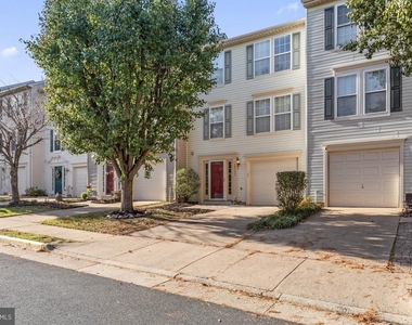 10339 Gent Court - Photo Thumbnail 1