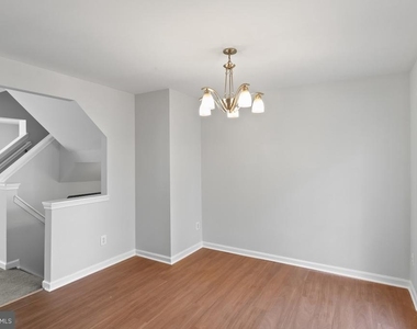 10339 Gent Court - Photo Thumbnail 21