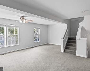 10339 Gent Court - Photo Thumbnail 18