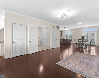 1518 Ribbon Limestone Terrace Se - Photo Thumbnail 10