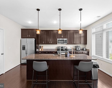1518 Ribbon Limestone Terrace Se - Photo Thumbnail 16