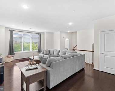 1518 Ribbon Limestone Terrace Se - Photo Thumbnail 7