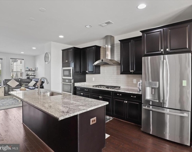 25441 Hartland Orchard Terrace - Photo Thumbnail 7