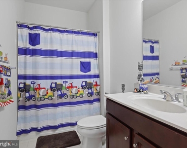 25441 Hartland Orchard Terrace - Photo Thumbnail 16