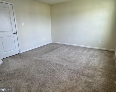 45949 Grammercy Terrace - Photo Thumbnail 21
