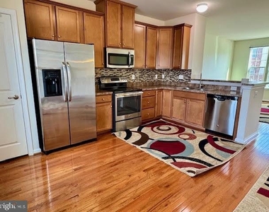 45949 Grammercy Terrace - Photo Thumbnail 12
