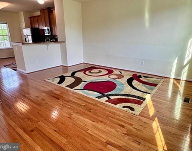 45949 Grammercy Terrace - Photo Thumbnail 16