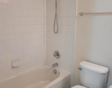 25117 Sweet Myrtle Square - Photo Thumbnail 34