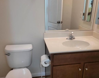 25117 Sweet Myrtle Square - Photo Thumbnail 33