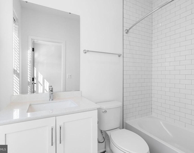 3104 Camber Place - Photo Thumbnail 12