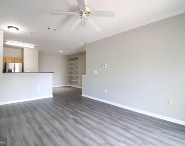 5117 Travis Edward Way - Photo Thumbnail 2