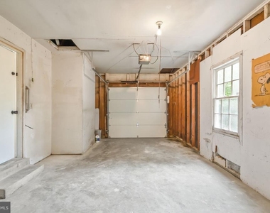 12312 Coleraine Court - Photo Thumbnail 39