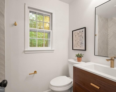 12312 Coleraine Court - Photo Thumbnail 33