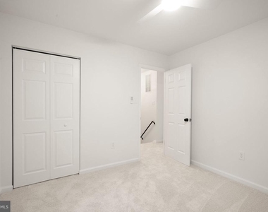 12312 Coleraine Court - Photo Thumbnail 32