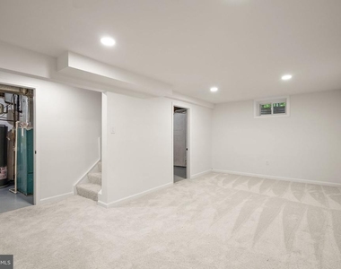 12312 Coleraine Court - Photo Thumbnail 35