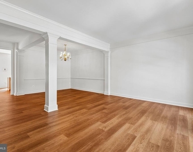 8028 Samuel Wallis Street - Photo Thumbnail 2