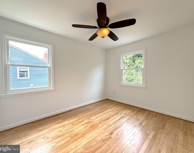 5700 Fenwick Drive - Photo Thumbnail 24