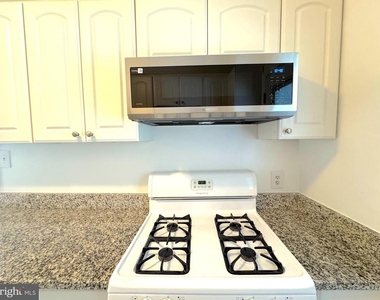 5700 Fenwick Drive - Photo Thumbnail 11