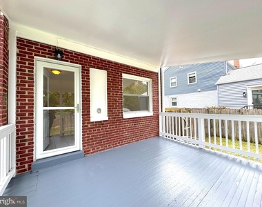 5700 Fenwick Drive - Photo Thumbnail 15