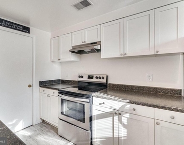 4418 Pembrook Village Drive - Photo Thumbnail 8
