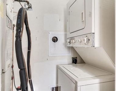 4418 Pembrook Village Drive - Photo Thumbnail 12