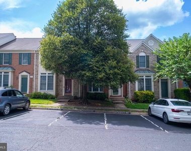 3940 Kathryn Jean Court - Photo Thumbnail 1